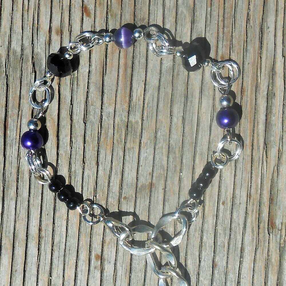 No 97 Beautiful handmade jewelry set: earrings, bracelet, and necklace - Picture 2 of 6